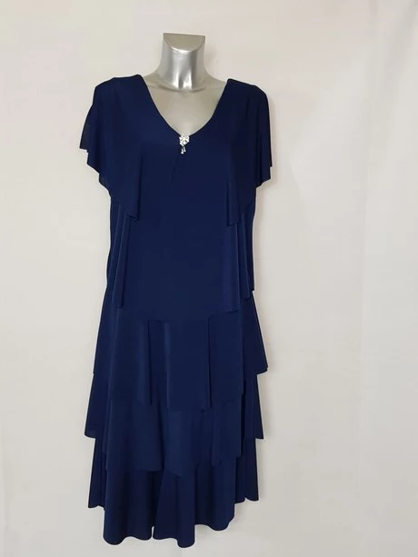 robe-longue-bleu-marine-grande-taille-75_16-8 Marineblaues langes Kleid in übergröße
