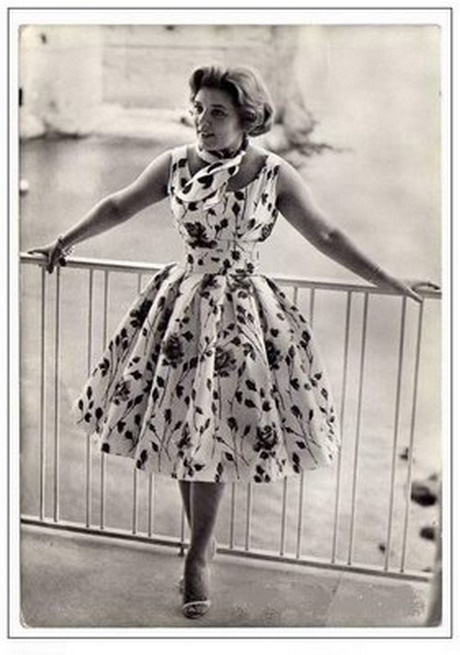 Kleidung Frau Jahr 1950